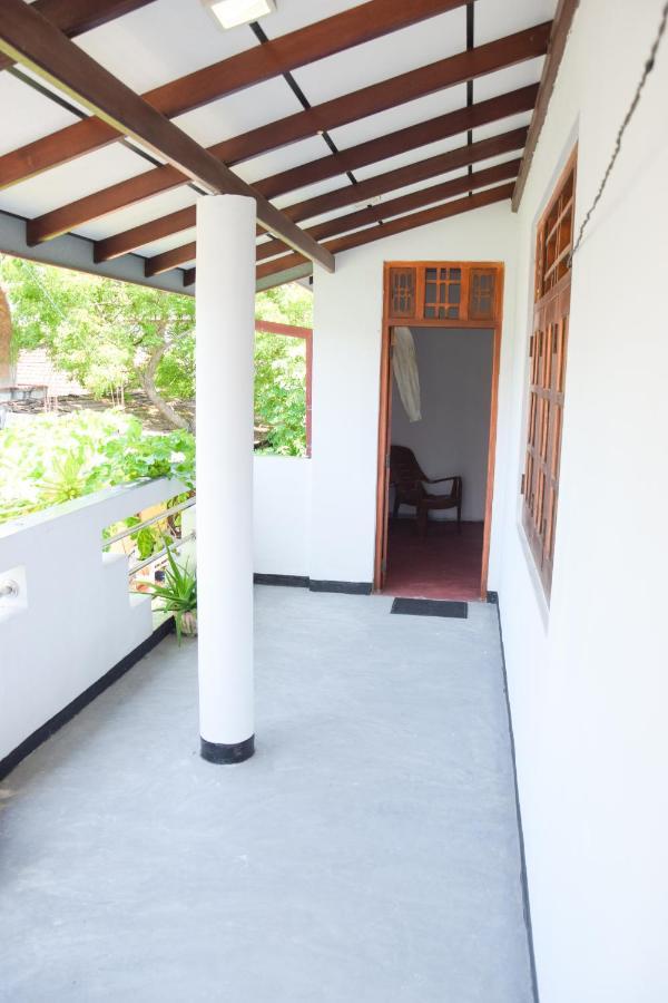 Tharaka Homestay Weligama Exterior photo