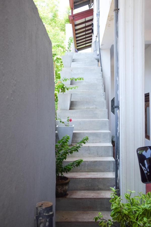 Tharaka Homestay Weligama Exterior photo